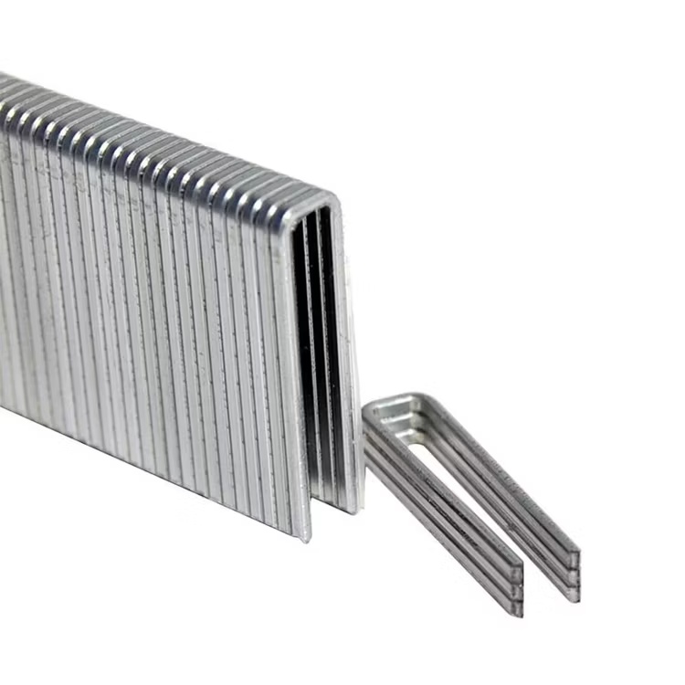 90 35mm Stainless Steel Staples 2